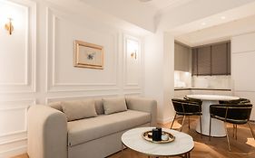 Elegant Apartment A Breath Away From The Acropolis